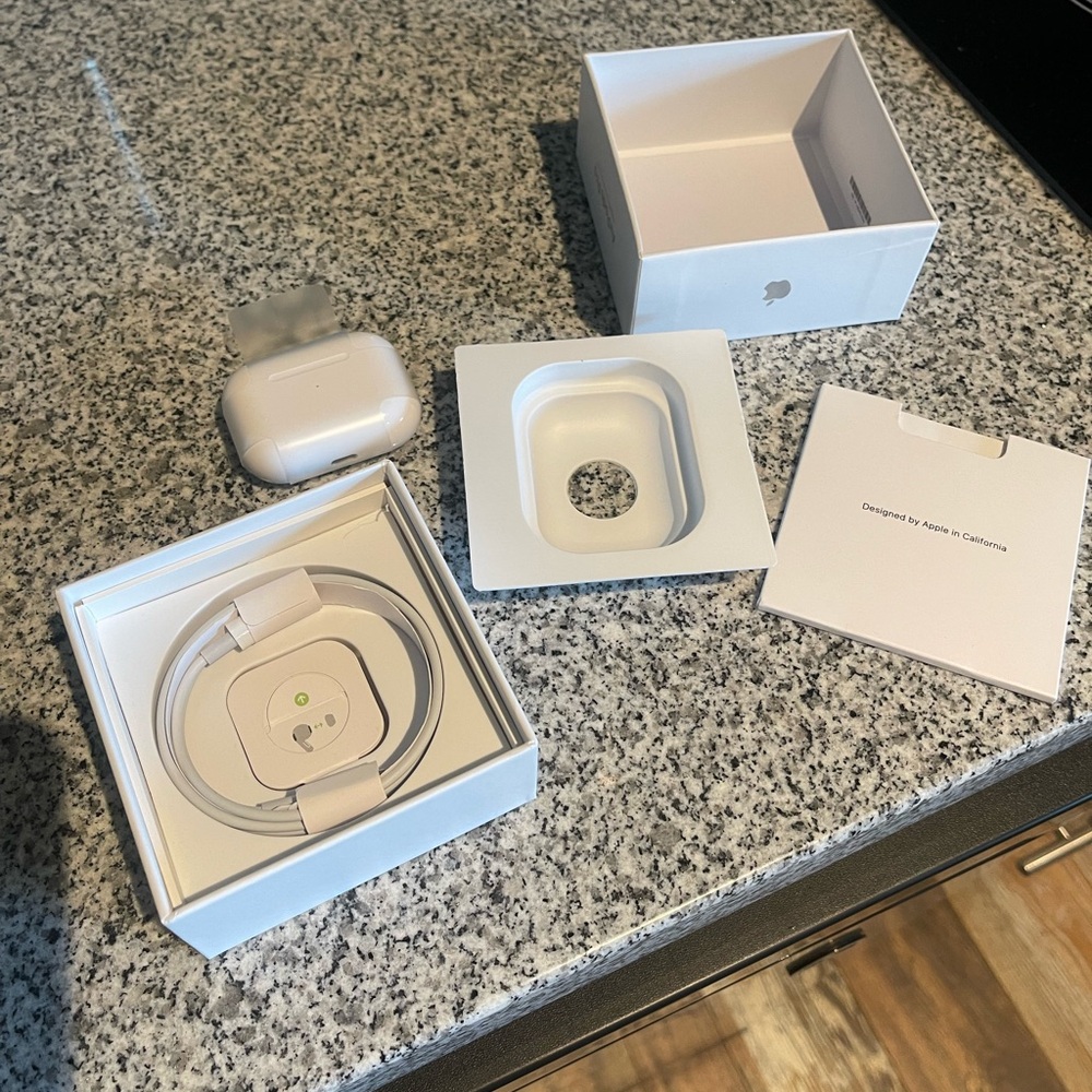 Apple AirPods Pro White